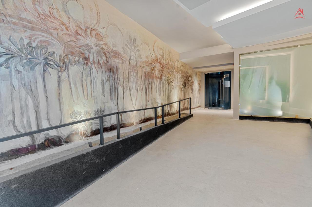 Apartament Opera Residence - Cismigiu, Eroilor, Free Private Parking Bucarest Esterno foto