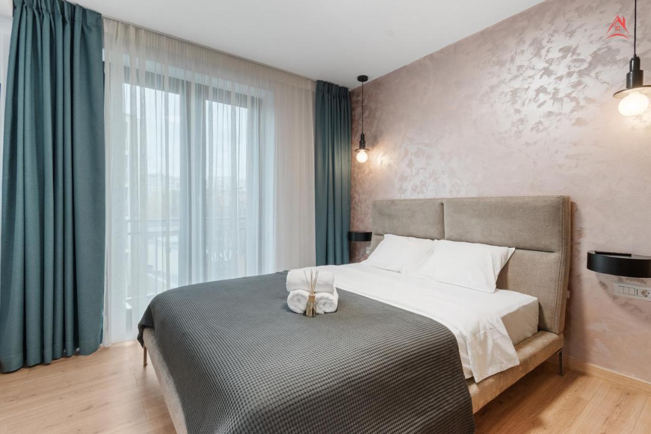 Apartament Opera Residence - Cismigiu, Eroilor, Free Private Parking Bucarest Esterno foto