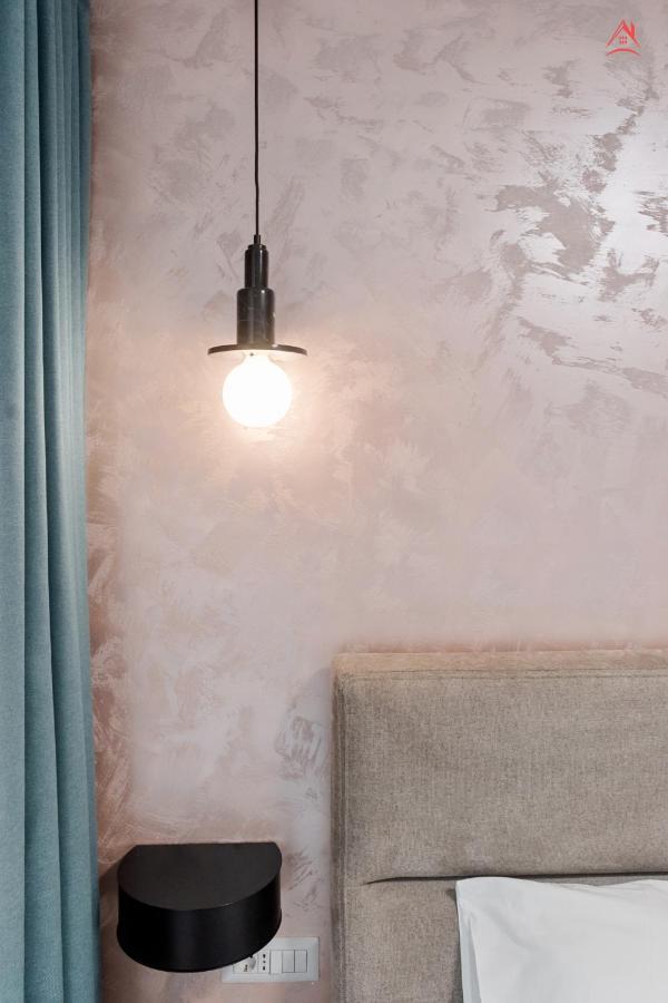 Apartament Opera Residence - Cismigiu, Eroilor, Free Private Parking Bucarest Esterno foto
